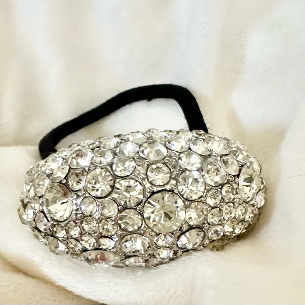Elegant Silver Crystal Hair Accessory